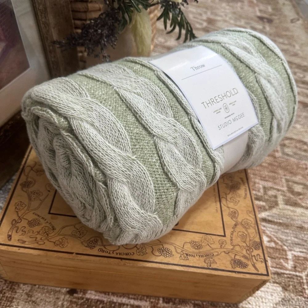New Threshold Twisted Cable Knit Throw Blanket Green Cream Studio McGee 50x60”